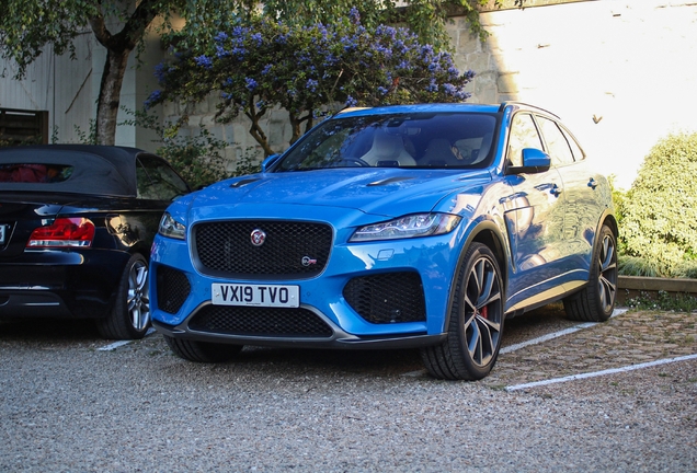 Jaguar F-PACE SVR