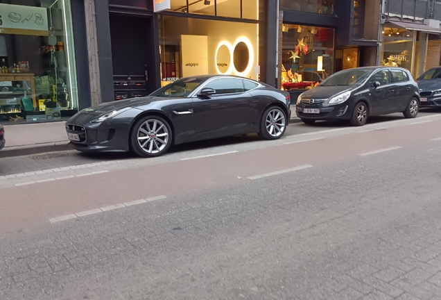 Jaguar F-TYPE S Coupé