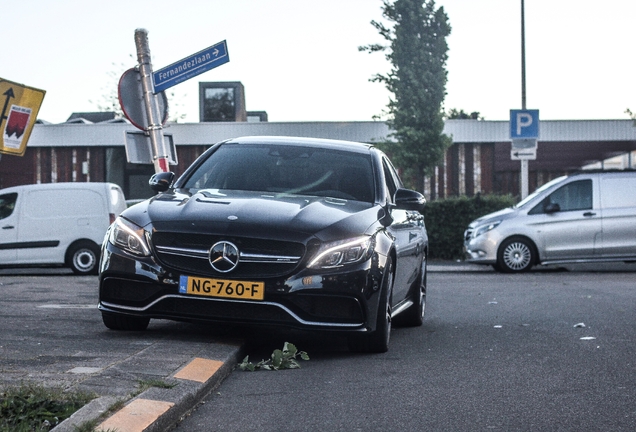 Mercedes-AMG C 63 S W205
