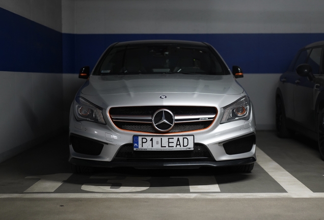 Mercedes-Benz CLA 45 AMG OrangeArt Edition C117