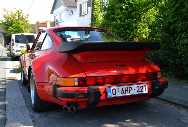 Porsche 930 Turbo