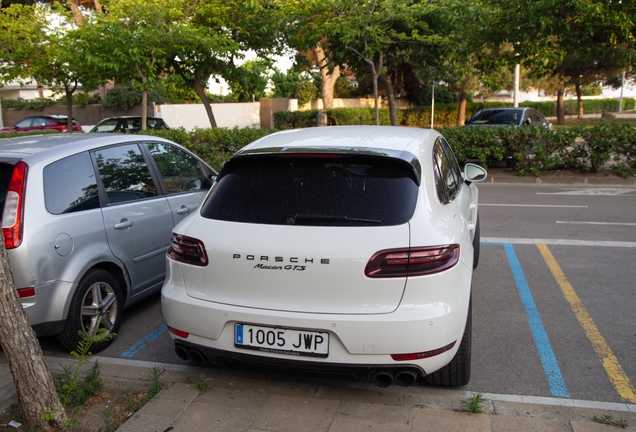 Porsche 95B Macan GTS