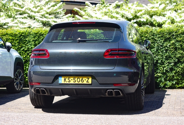 Porsche 95B Macan Turbo