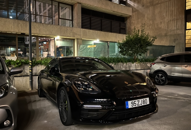 Porsche 971 Panamera Turbo S E-Hybrid