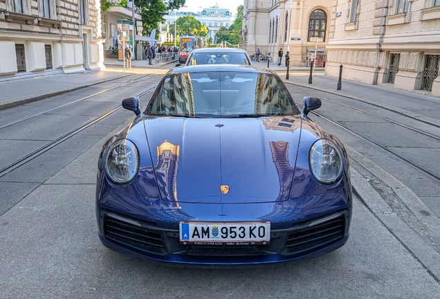 Porsche 992 Carrera 4S