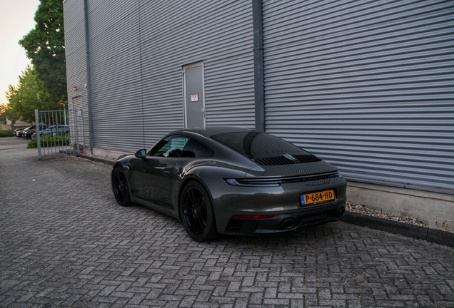 Porsche 992 Carrera GTS