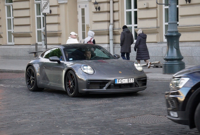 Porsche 992 Carrera GTS