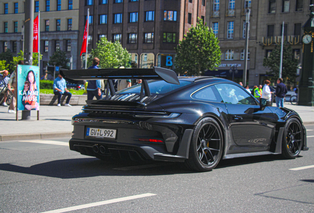 Porsche 992 GT3 RS Weissach Package