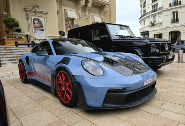 Porsche 992 GT3 RS Weissach Package