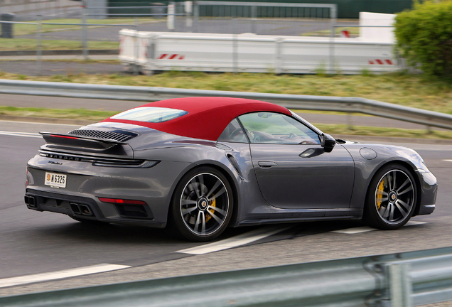 Porsche 992 Turbo S Cabriolet