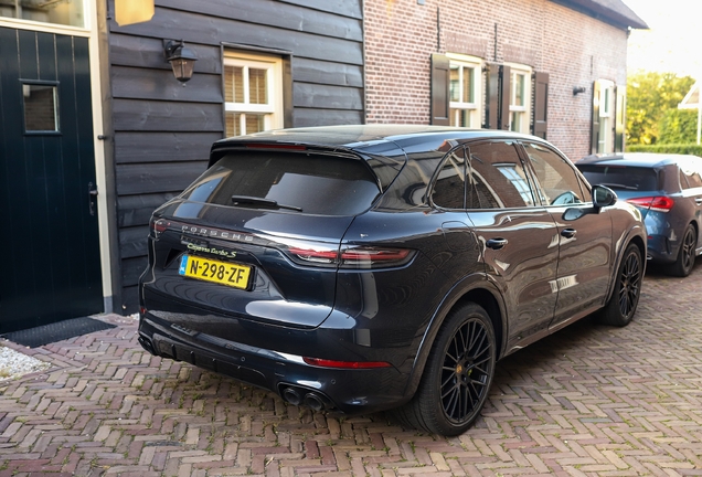 Porsche Cayenne Turbo S E-Hybrid