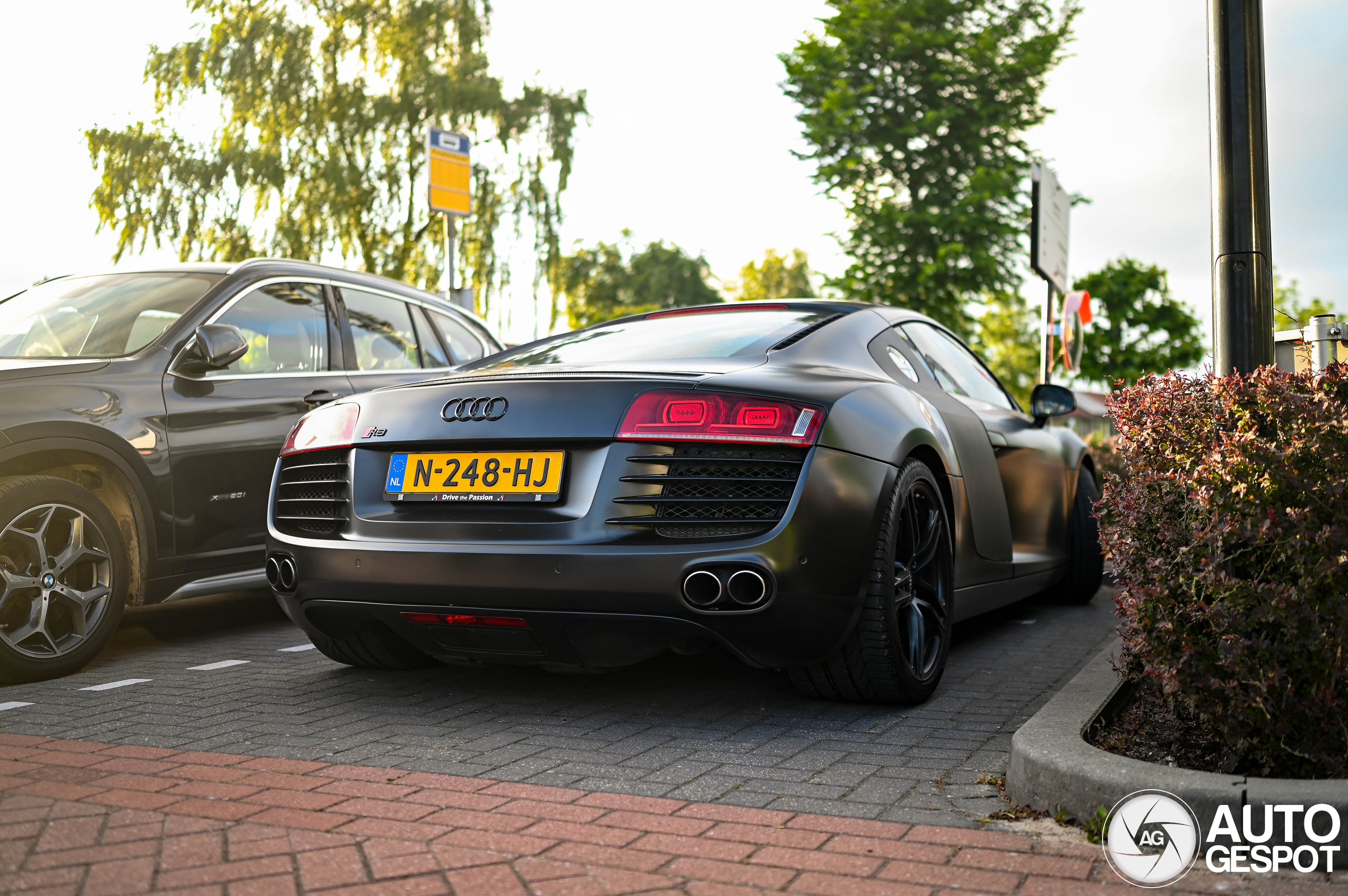 Audi R8