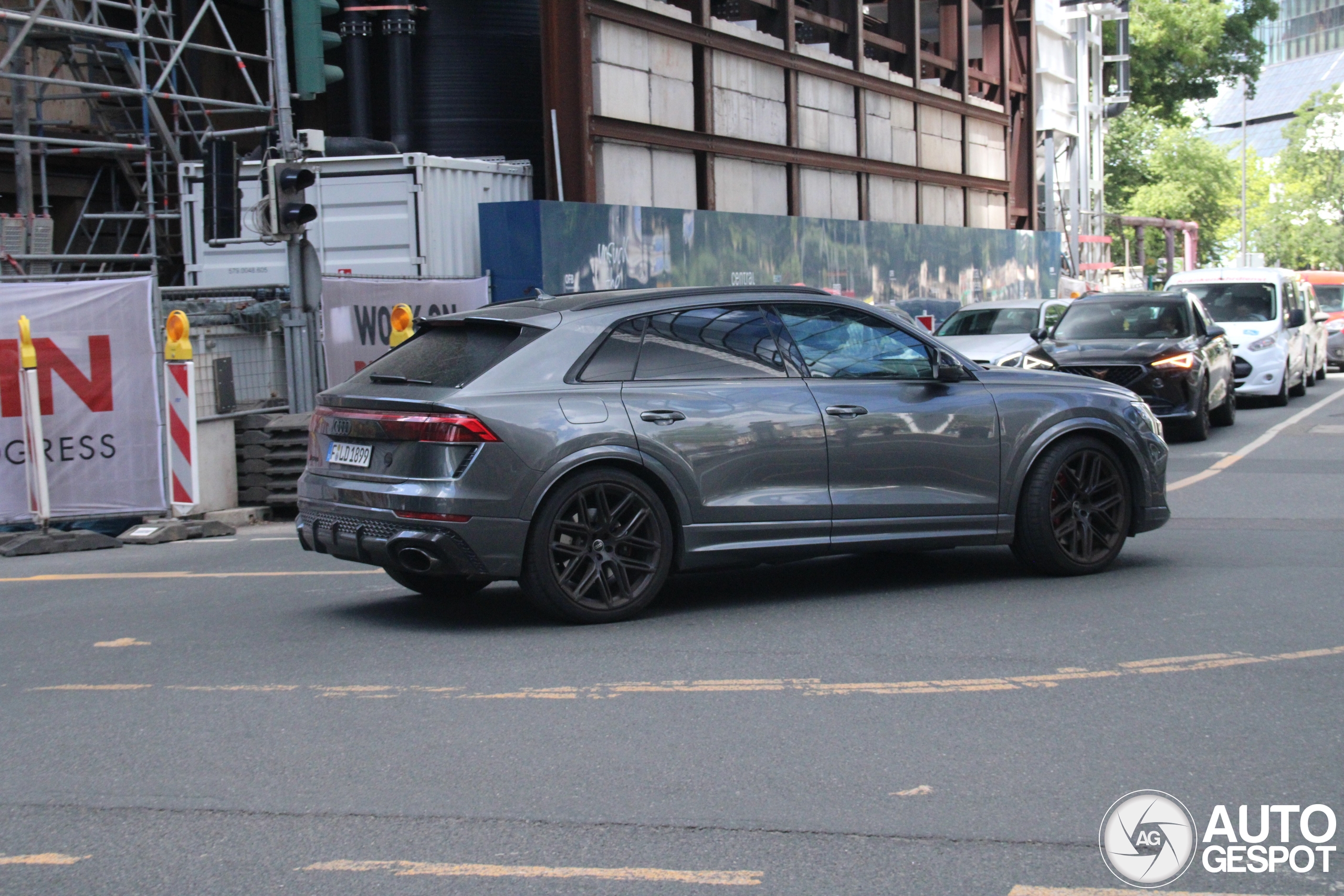 Audi RS Q8 2024