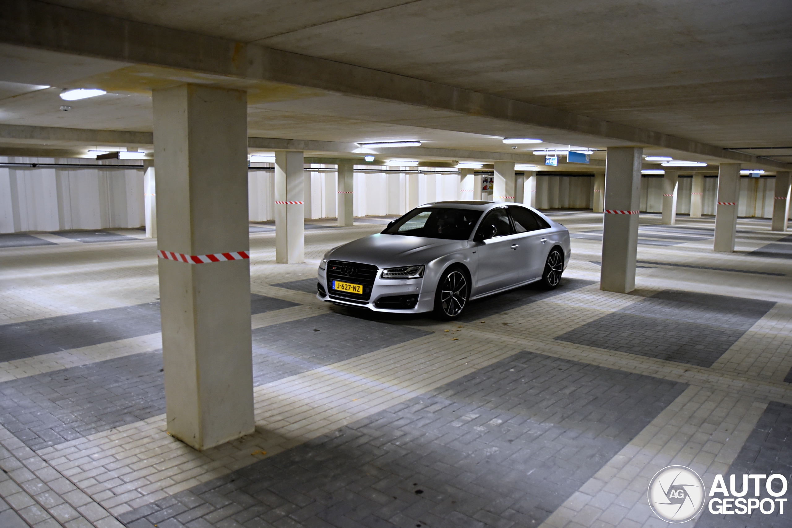 Audi S8 D4 Plus