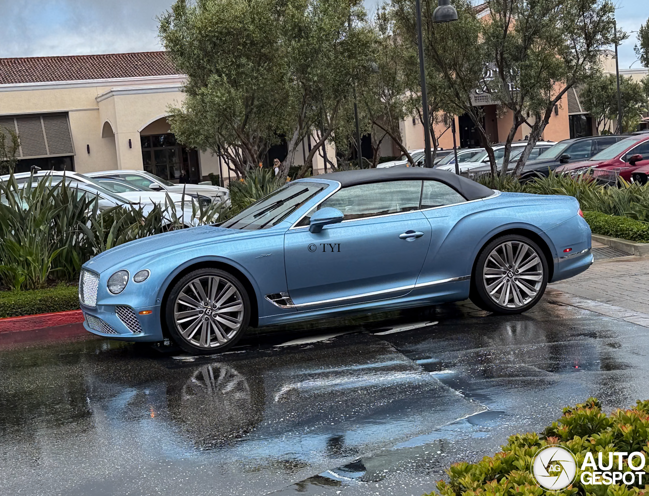 Bentley Continental GTC Speed 2021