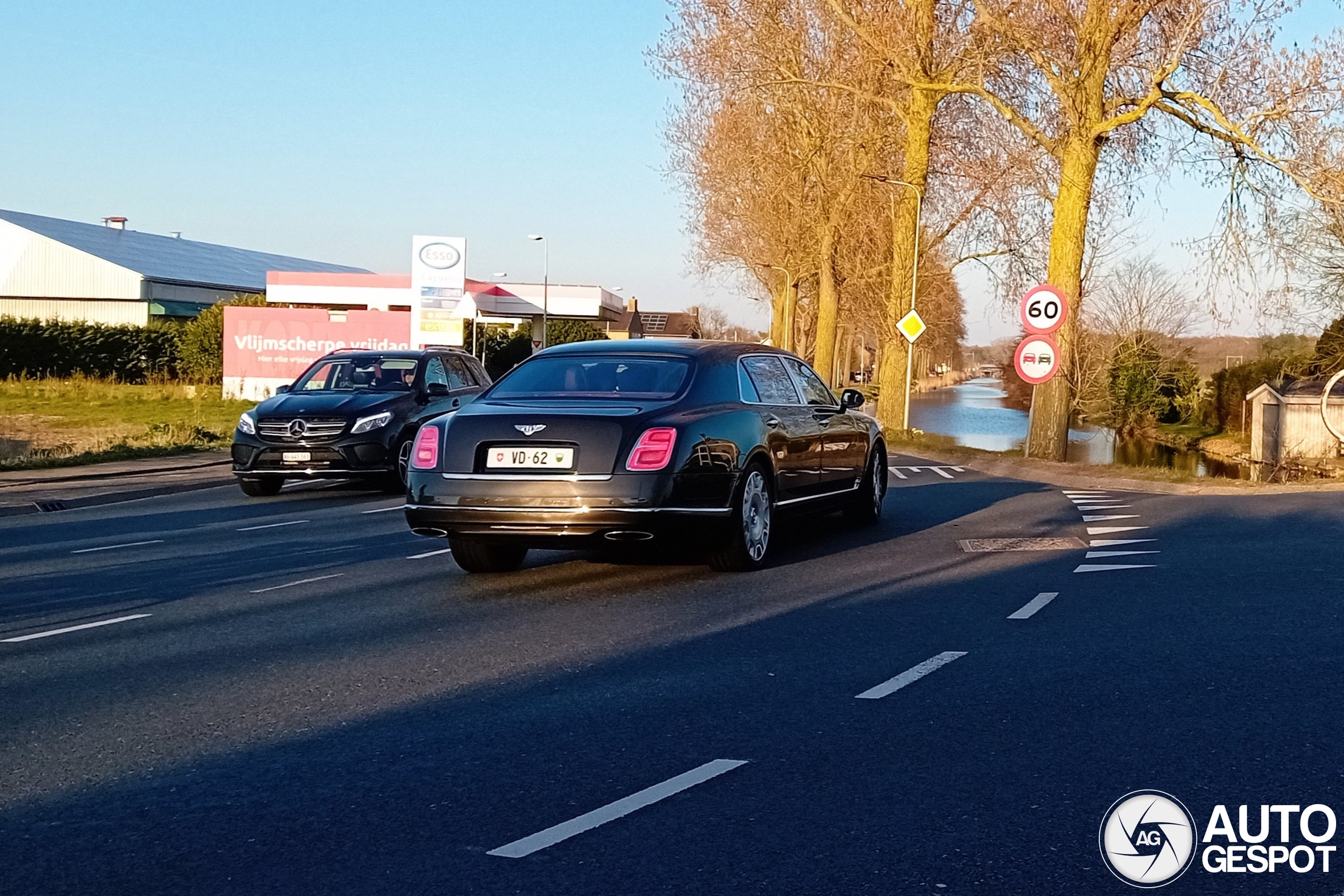 Bentley Mulsanne EWB 2016