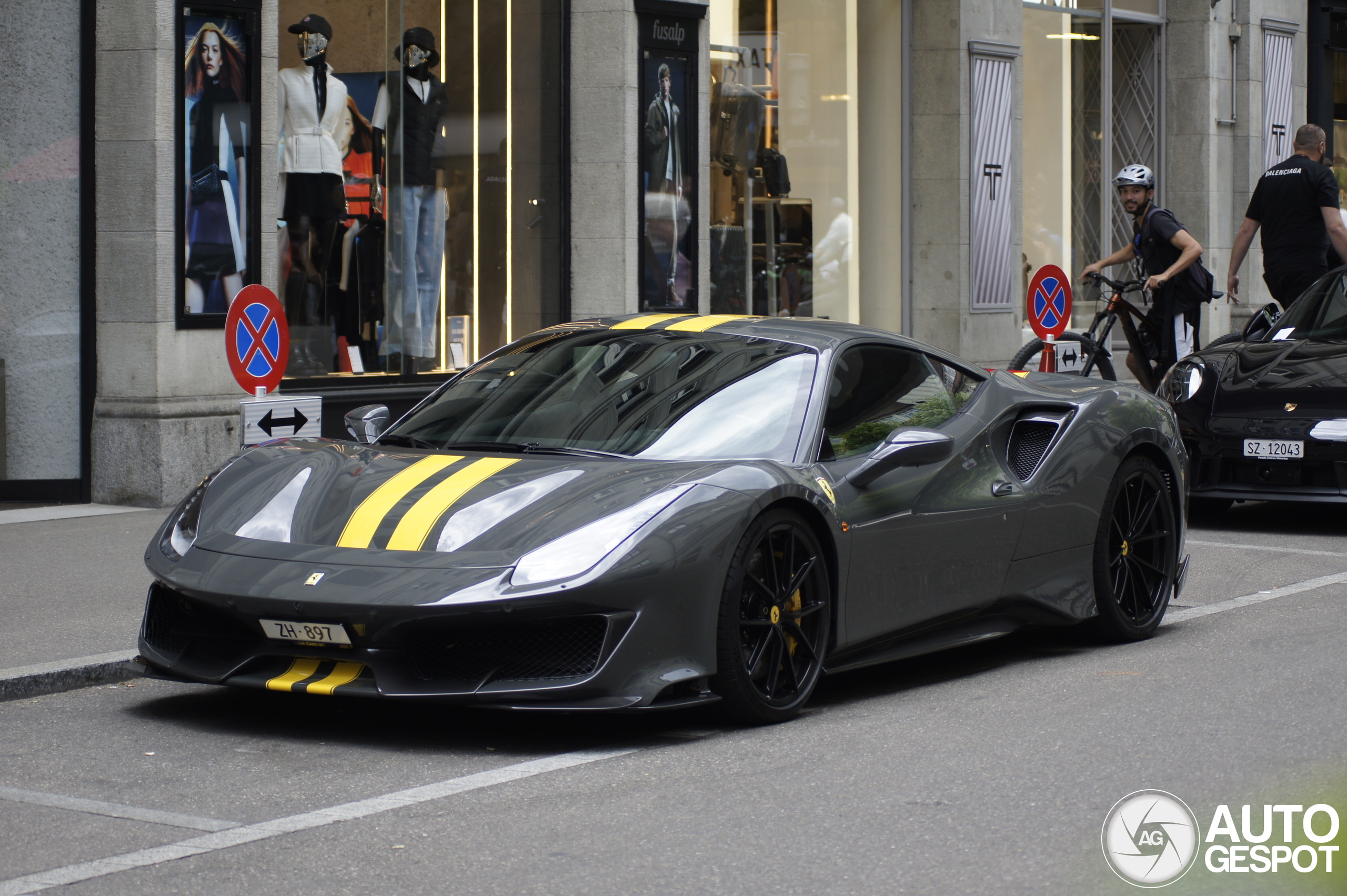 Ferrari 488 Pista