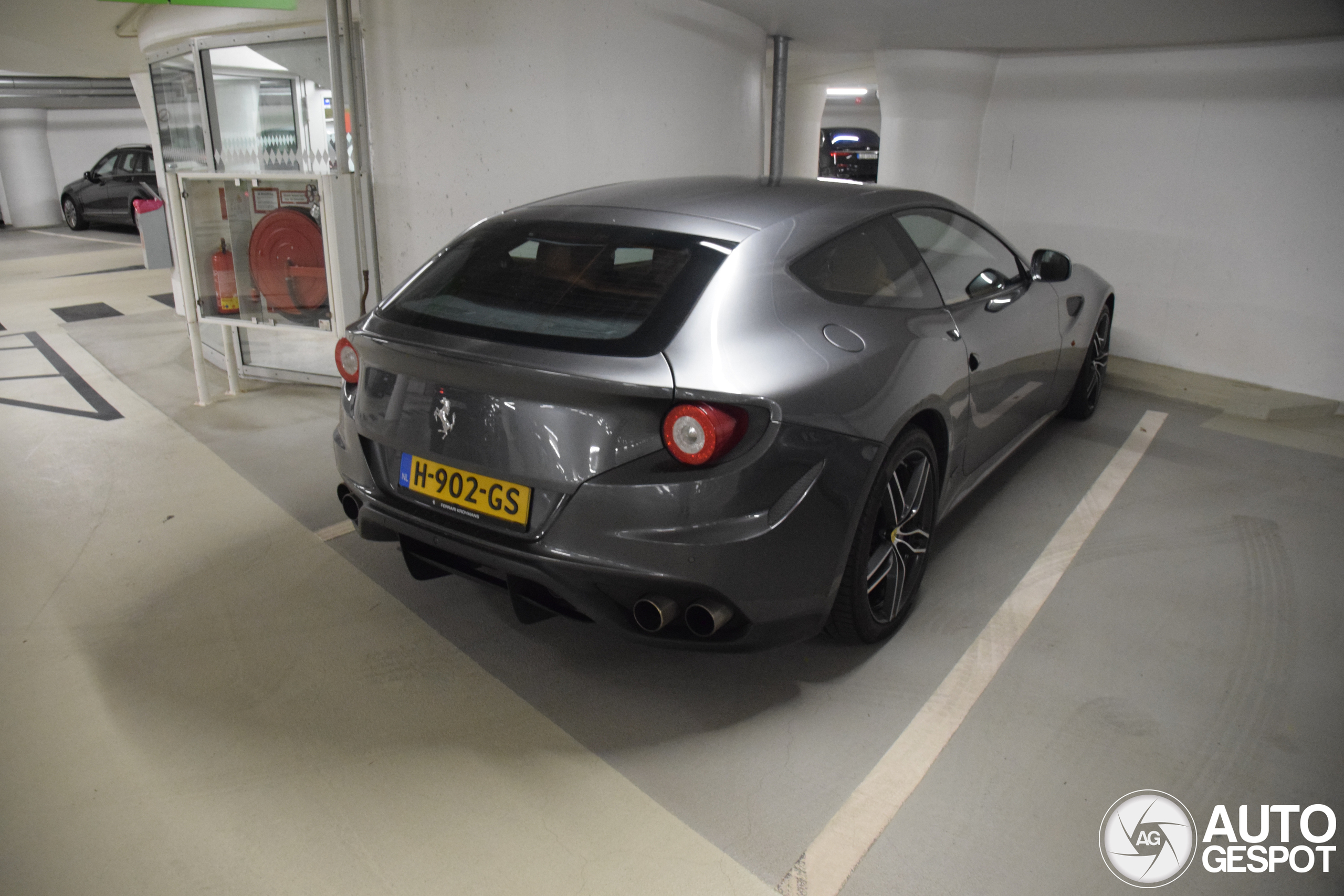 Ferrari FF