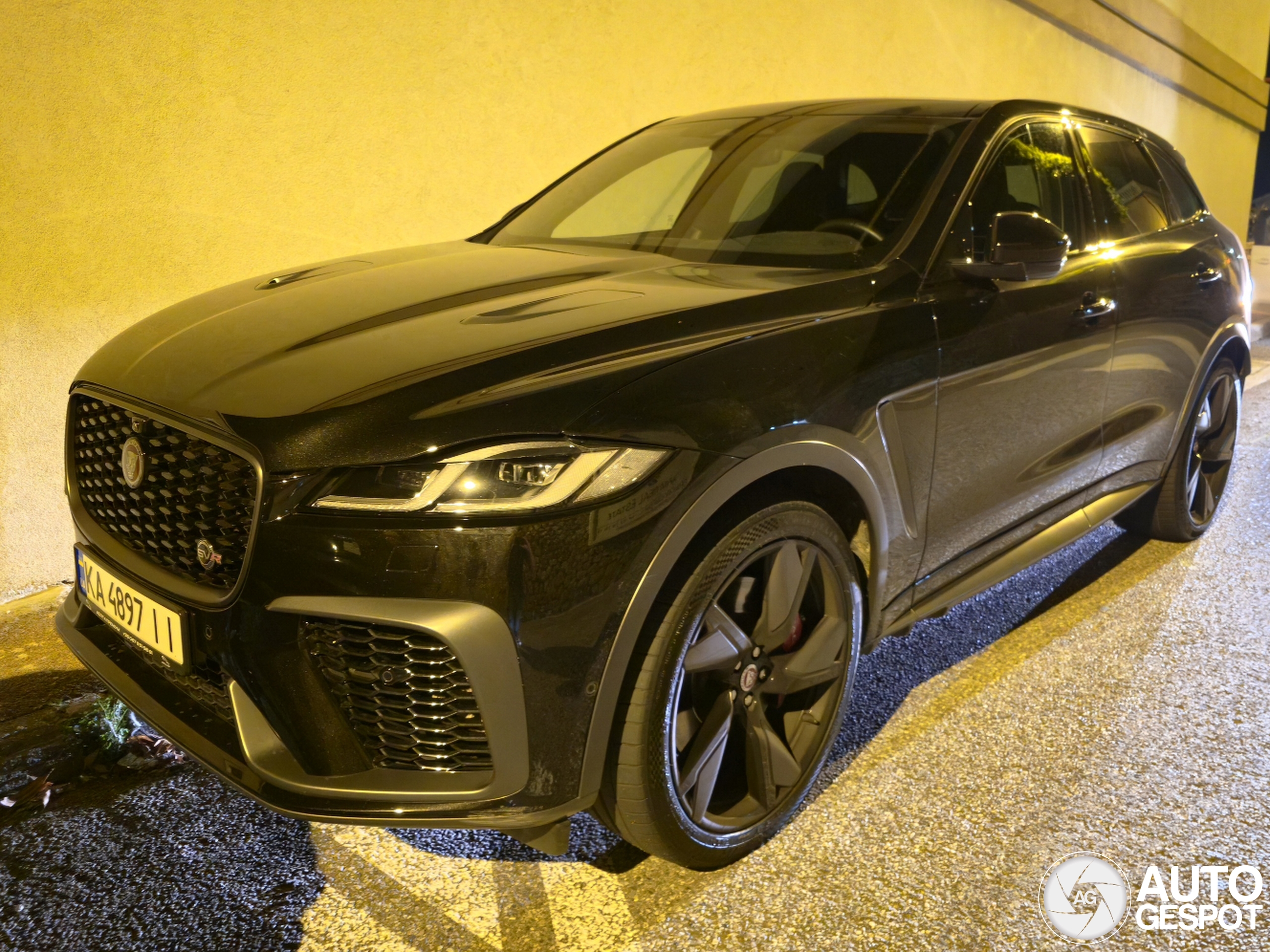Jaguar F-PACE SVR 2021