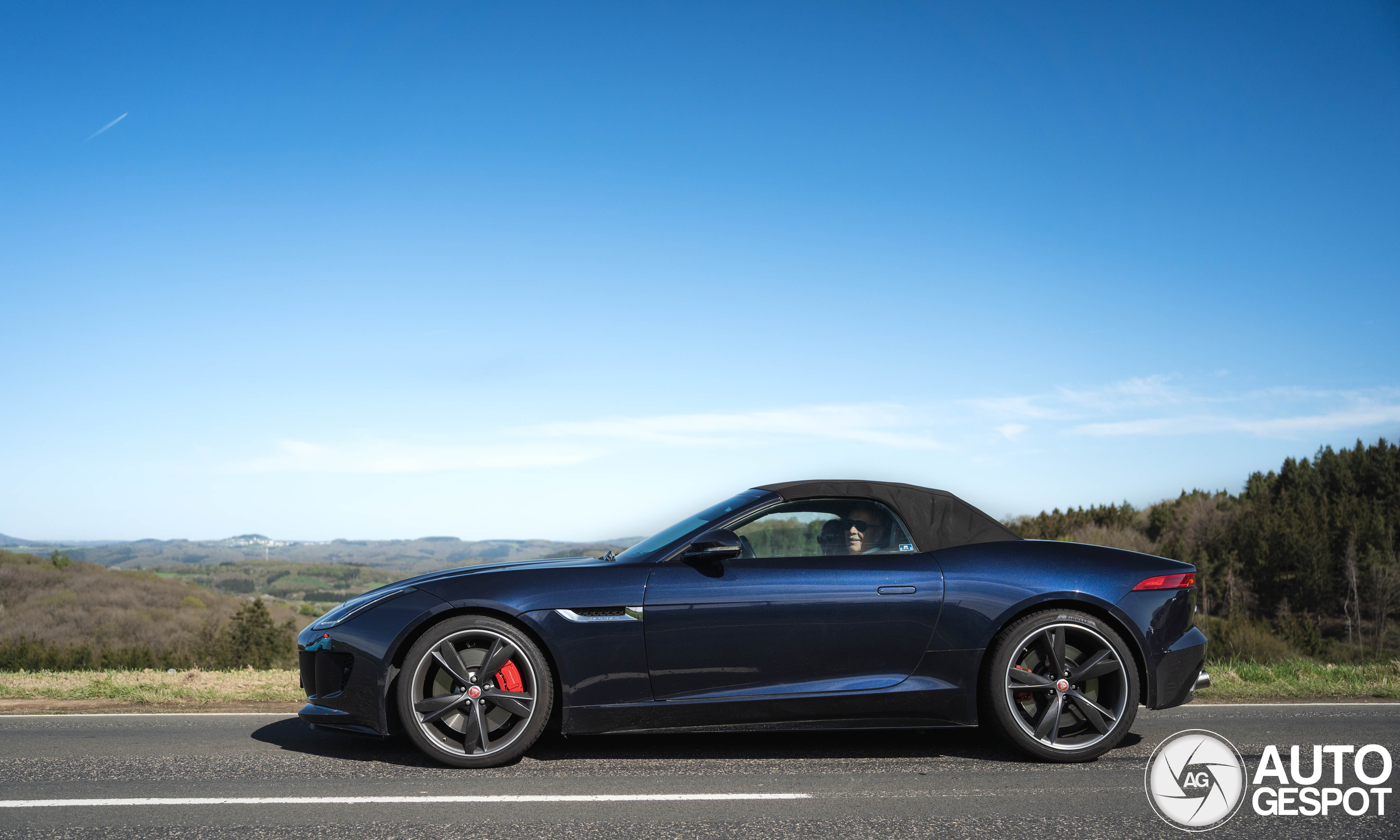 Jaguar F-TYPE R AWD Convertible