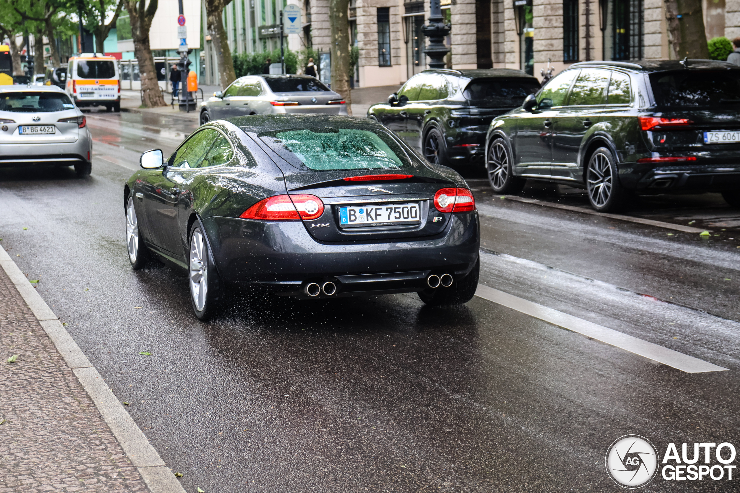 Jaguar XKR 2012