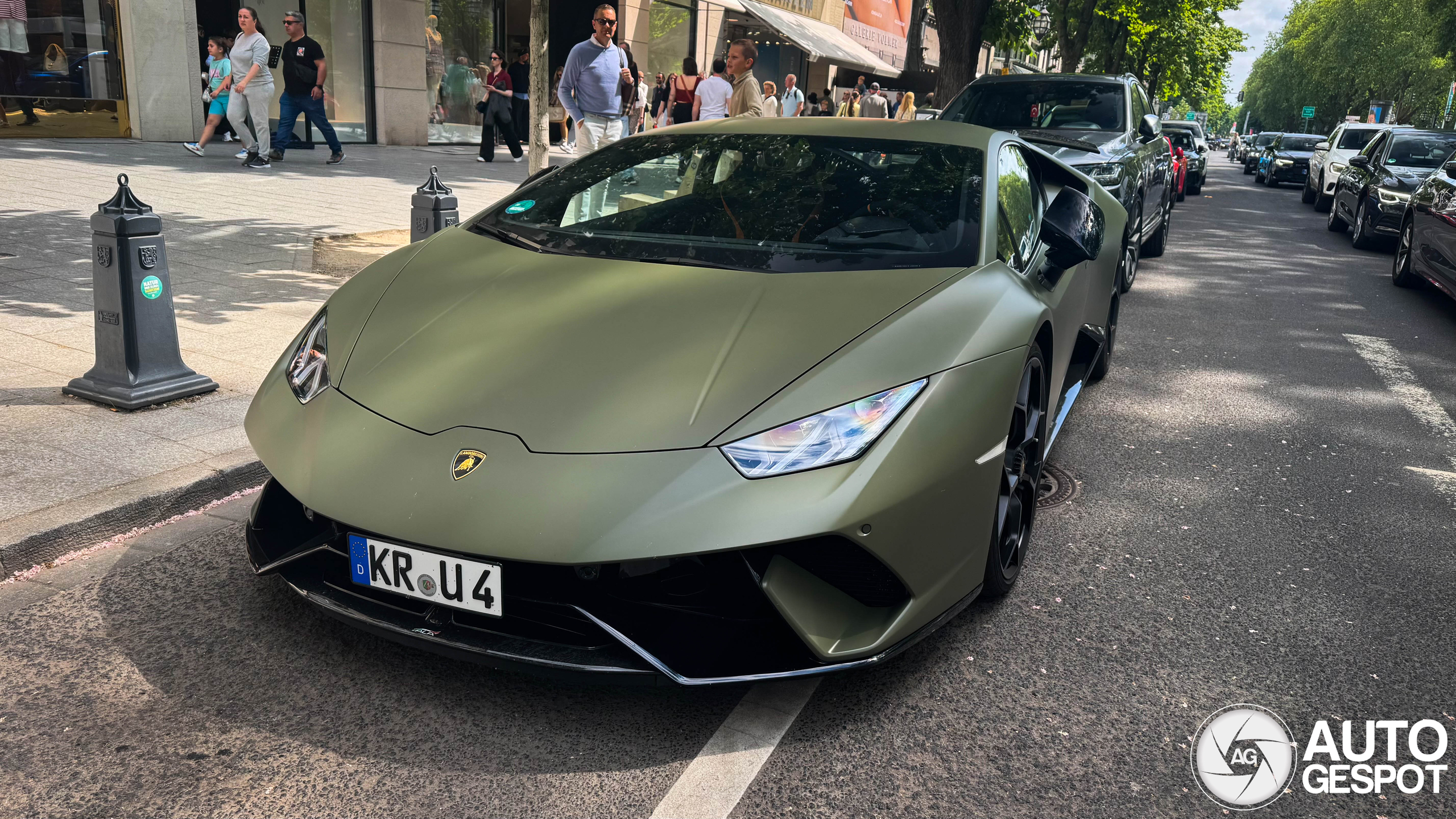Lamborghini Huracán LP640-4 Performante