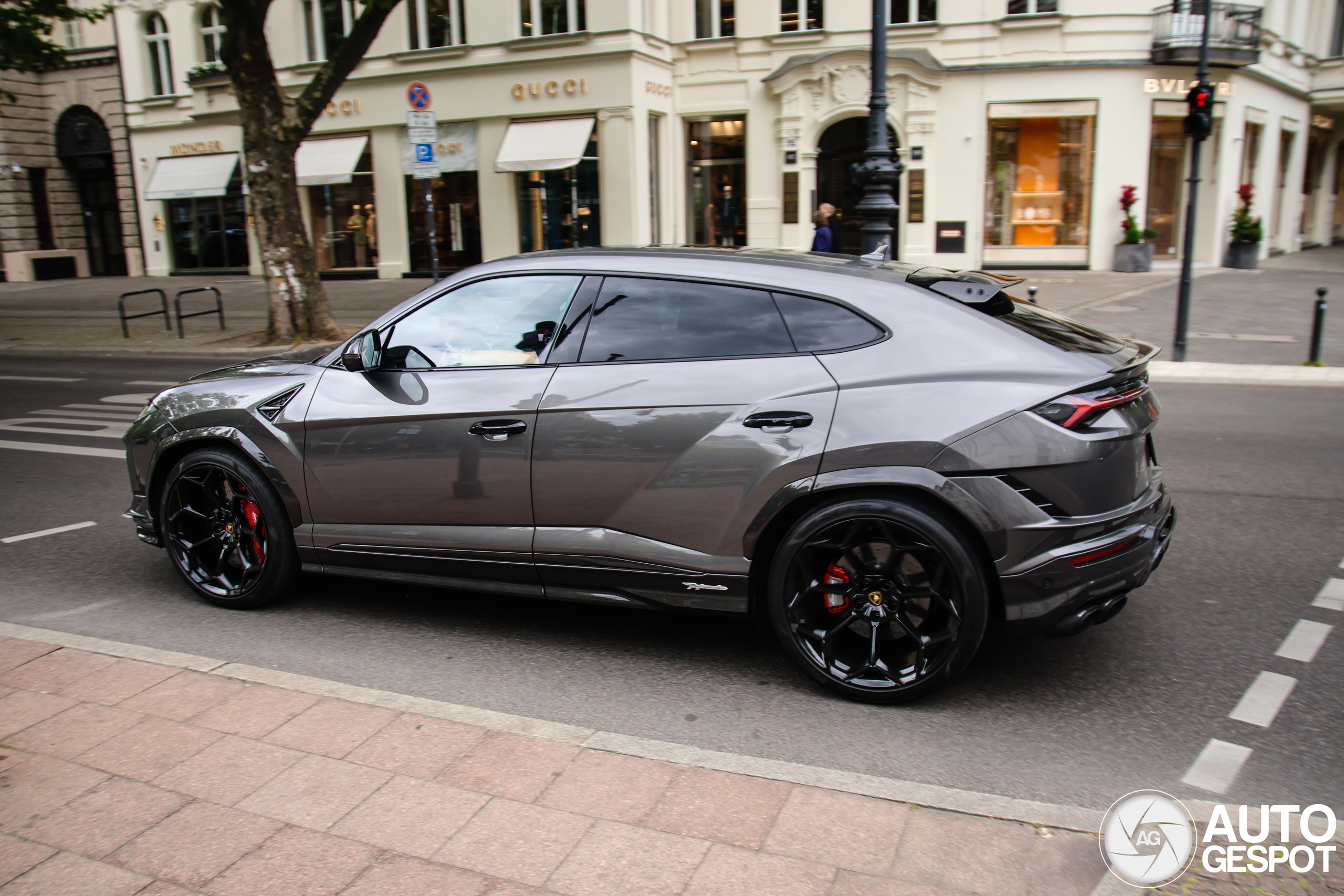 Lamborghini Urus Performante