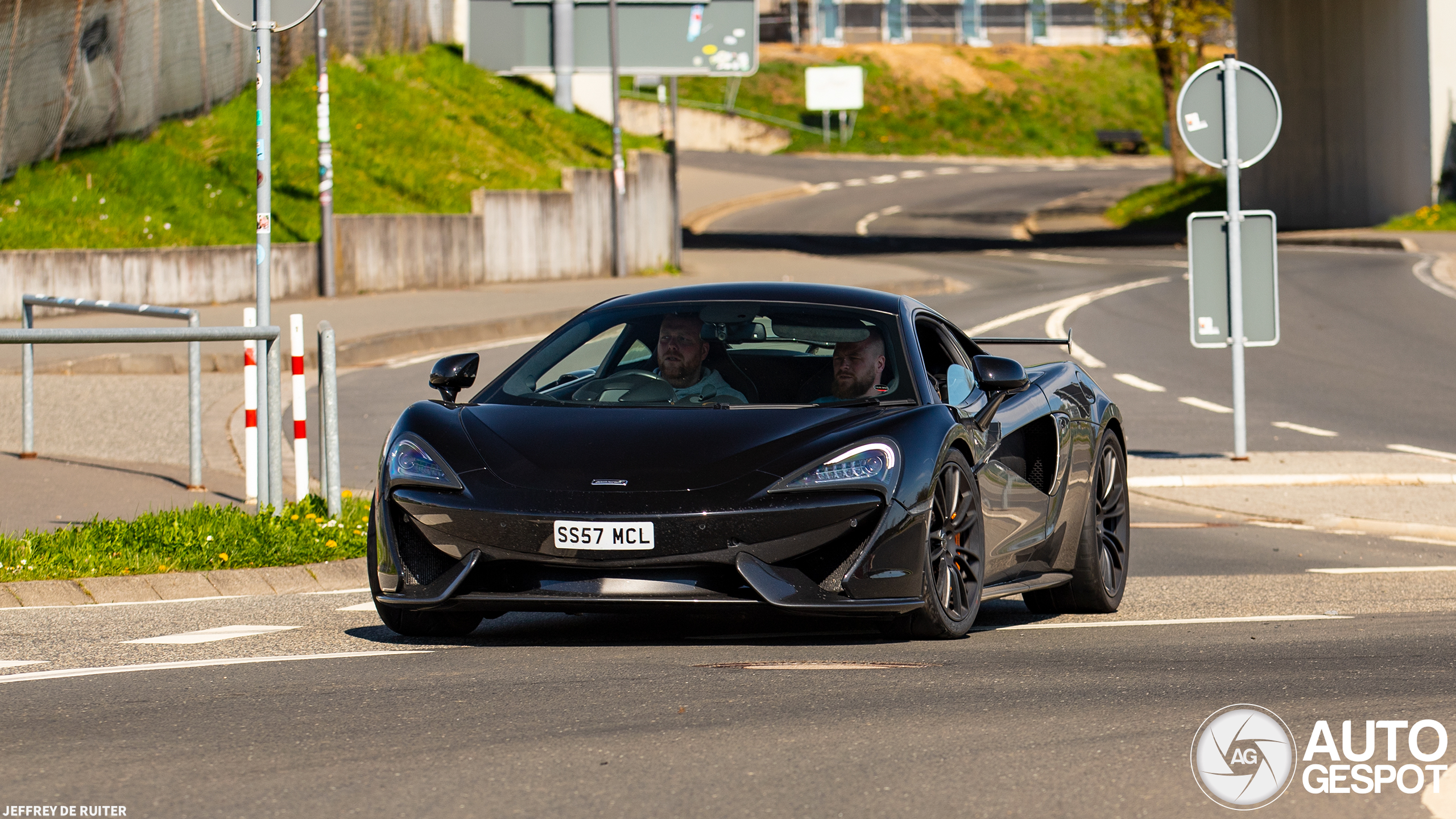 McLaren 570S