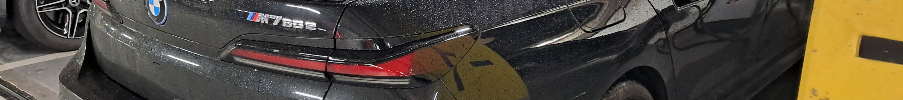 BMW M760e xDrive