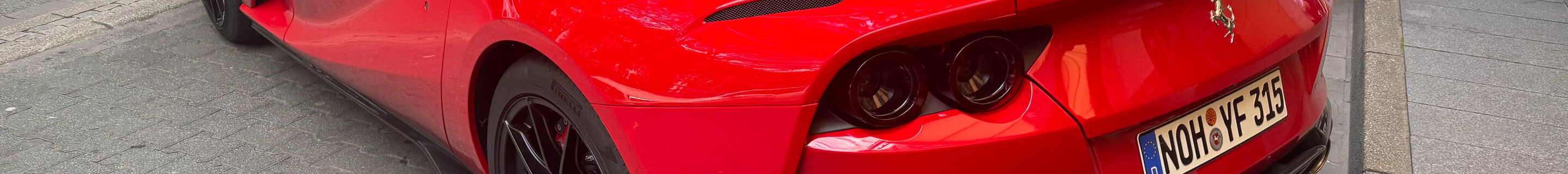Ferrari 812 GTS