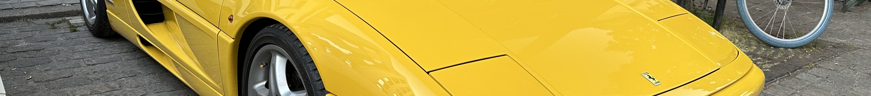 Ferrari F355 Spider