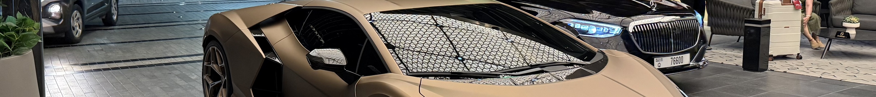 Lamborghini Revuelto