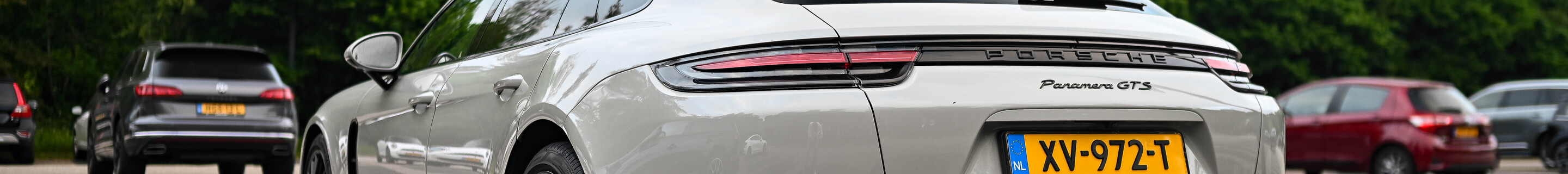Porsche 971 Panamera GTS Sport Turismo