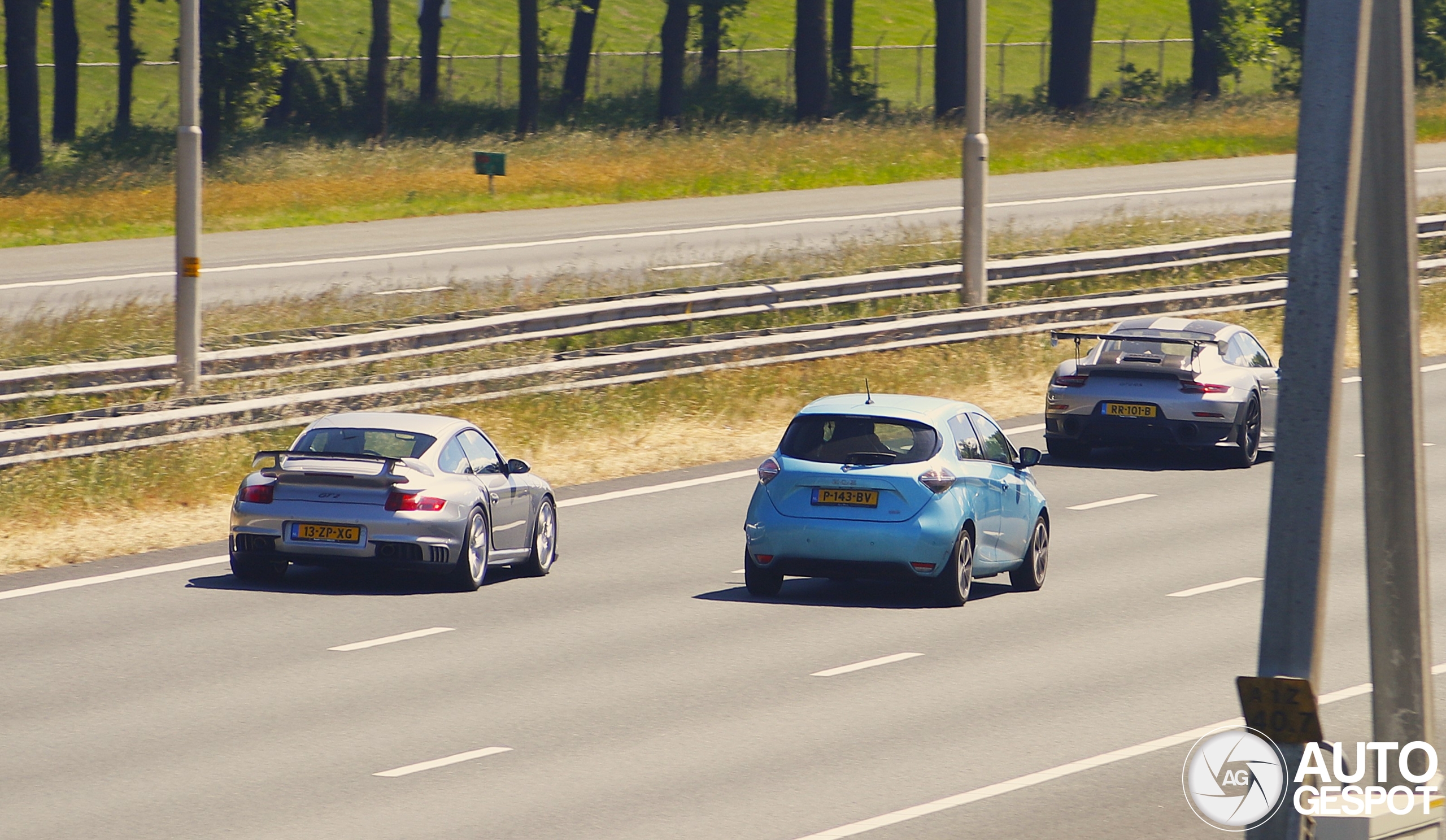 Porsche 991 GT2 RS Weissach Package