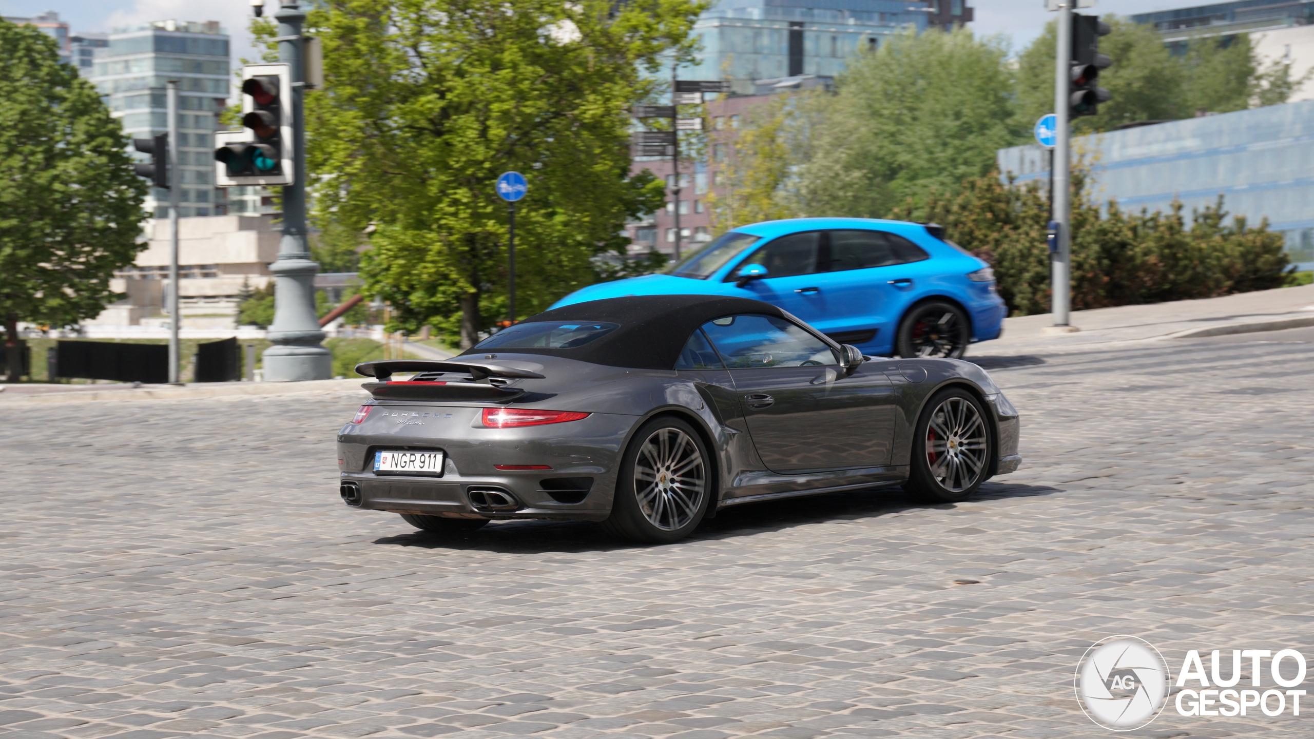Porsche 991 Turbo Cabriolet MkI