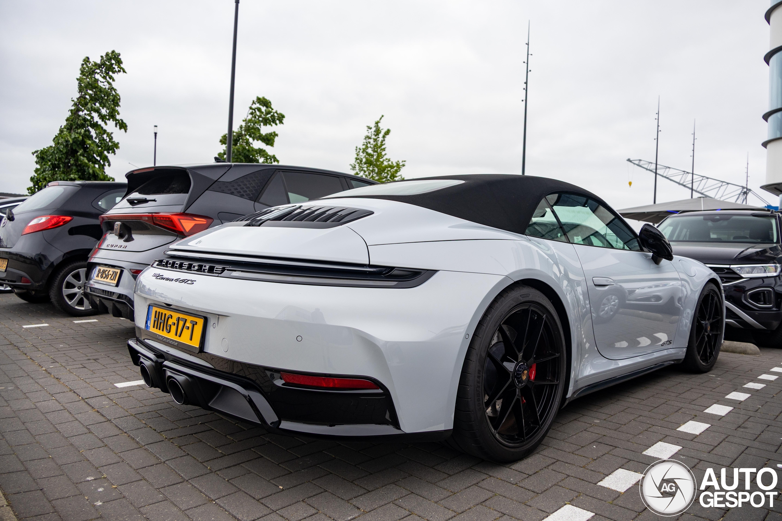 Porsche 992 Carrera 4 GTS Cabriolet MkII