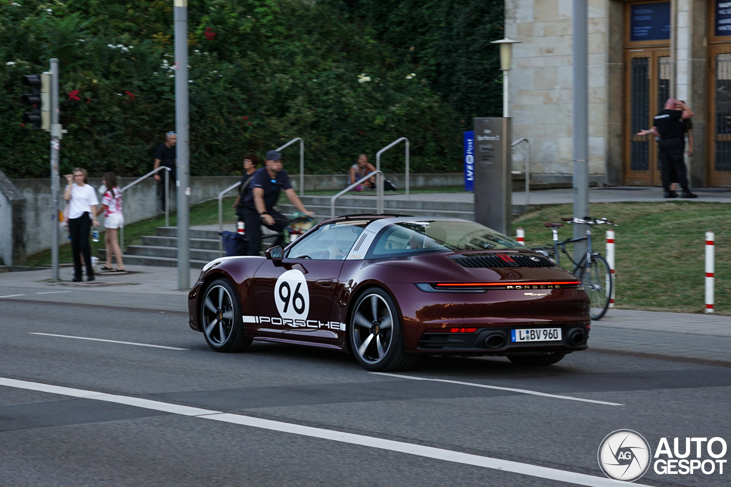 Porsche 992 Targa 4S Heritage Design Edition