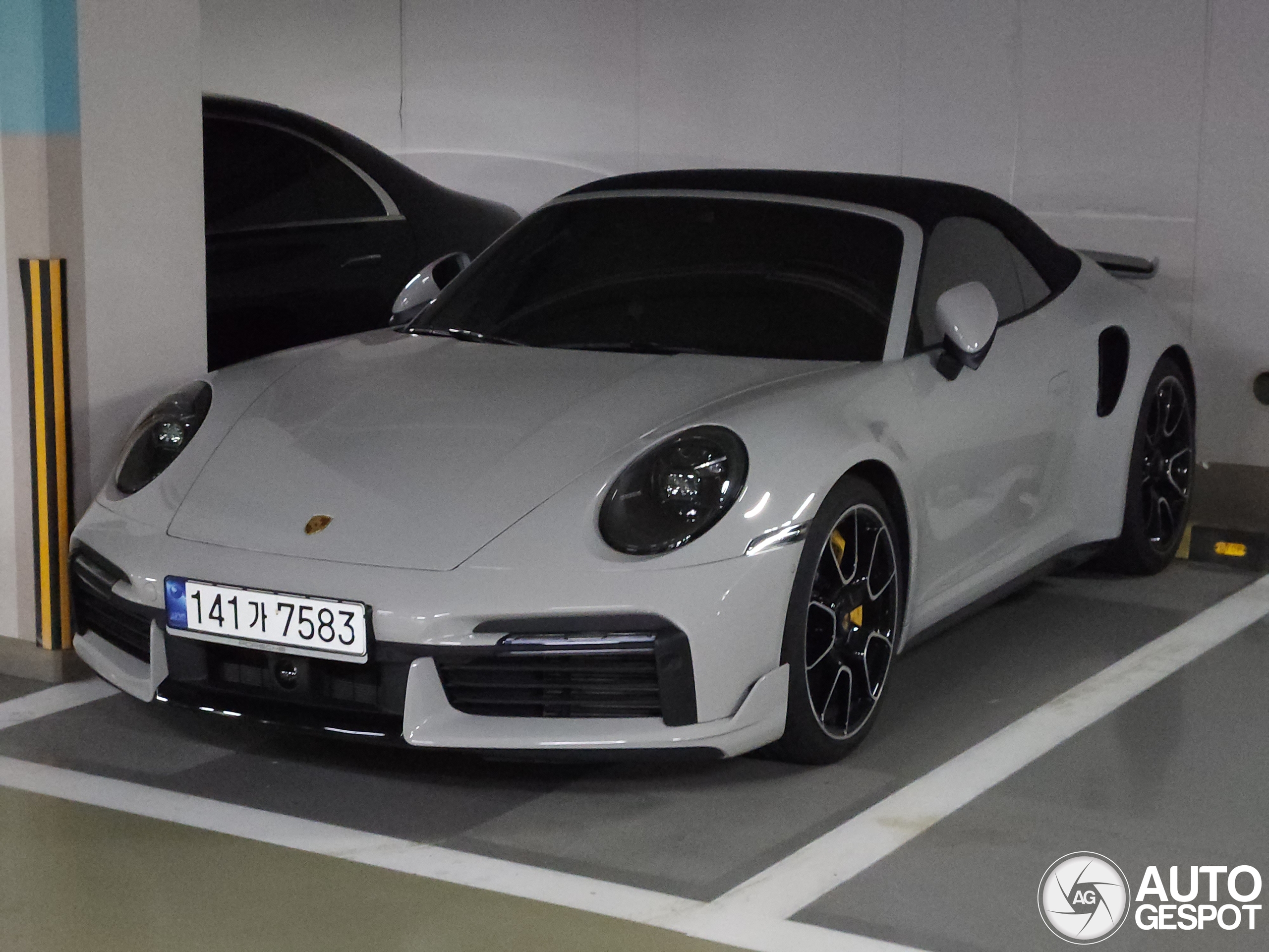 Porsche 992 Turbo S Cabriolet