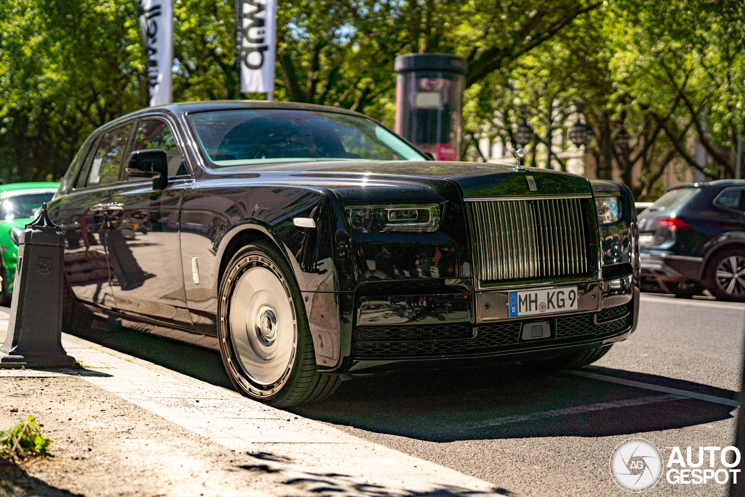 Rolls-Royce Phantom VIII Series II - 17 May 2025 - Autogespot