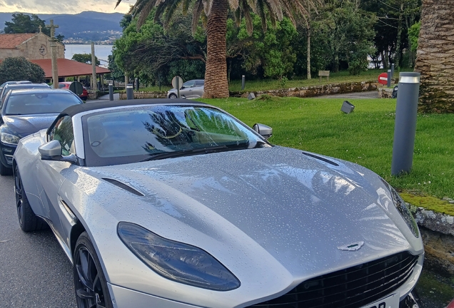Aston Martin DB11 V8 Volante