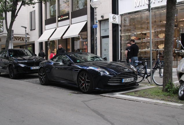 Aston Martin DB12 Volante