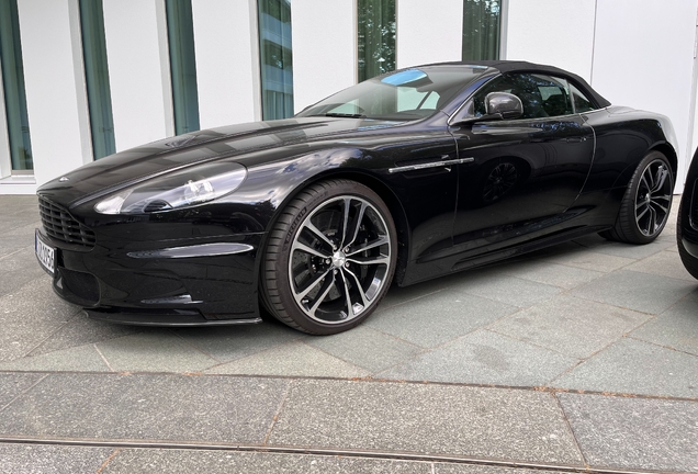 Aston Martin DBS Volante