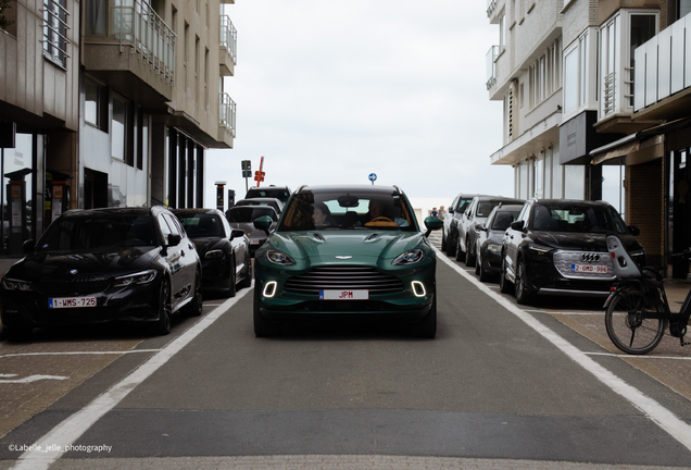 Aston Martin DBX