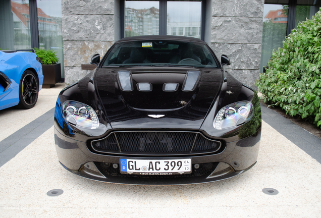 Aston Martin V12 Vantage S Roadster