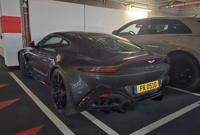 Aston Martin V8 Vantage 2018