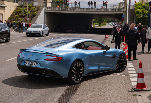 Aston Martin Vanquish 2013