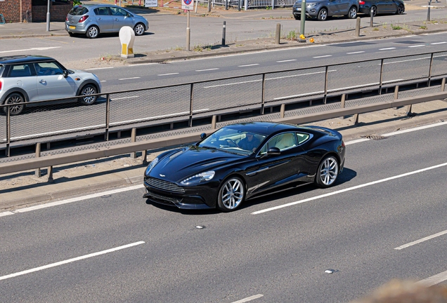 Aston Martin Vanquish 2013