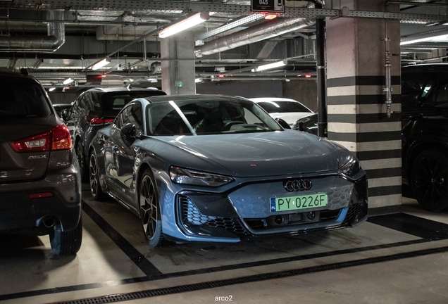Audi RS E-Tron GT 2025