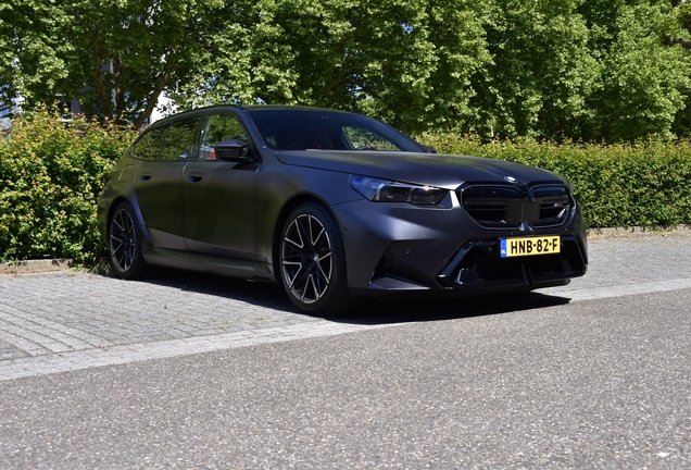 BMW M5 G90