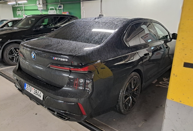 BMW M760e xDrive